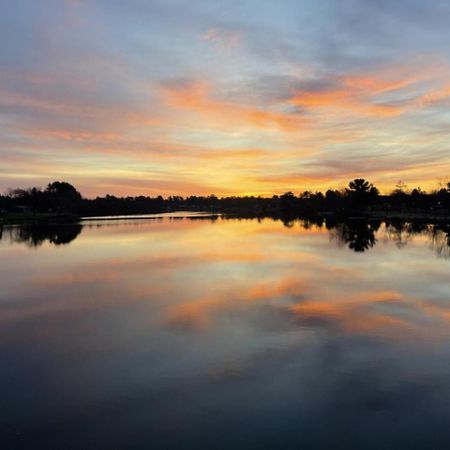 Bridge Inn Tomhawk - 2Nd Floor, 1 King Size Bed, Balcony, River View Tomahawk Buitenkant foto