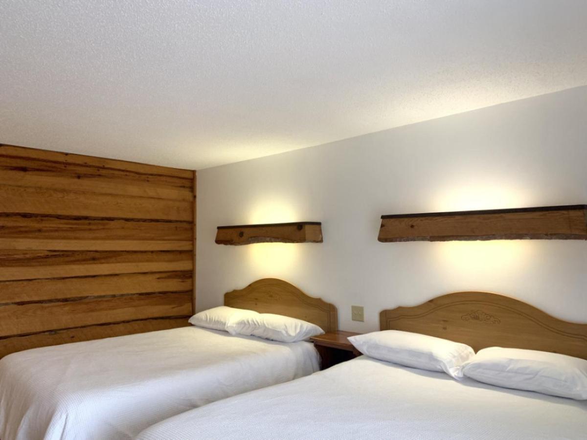 Bridge Inn Tomhawk - 2Nd Floor, 1 King Size Bed, Balcony, River View Tomahawk Buitenkant foto